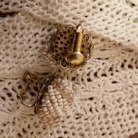 Vintage Signed Miriam Haskell Love Knot Earrings (Clip On/Screw Back) - Picture 7 of 8